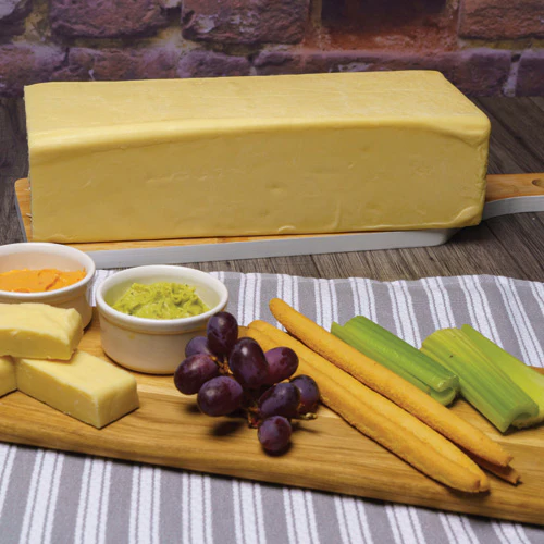 Mature Cheddar Price by the kg (block +/-3 kg)